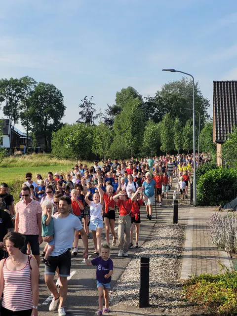 Avondvierdaagse De Vecht - foto 4